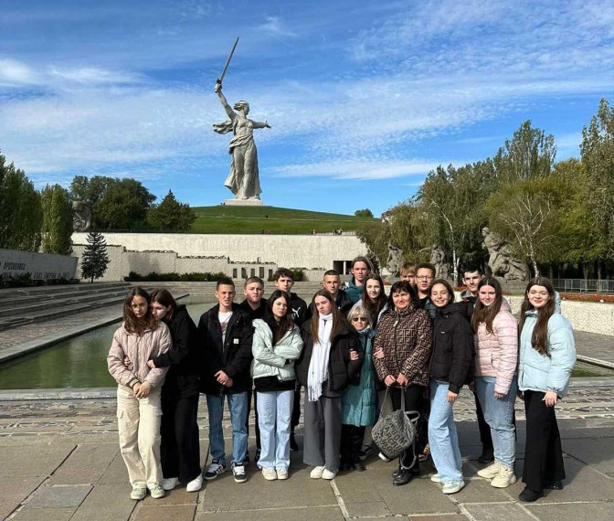 Ученики шиханской школы  посетили Волгоград.