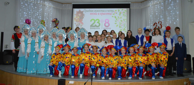Праздничный концерт прошёл в шиханской школе искусств.