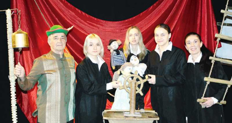 Театральные коллективы Дворца культуры «Корунд» - Лауреаты областного конкурса «Театральное Приволжье».