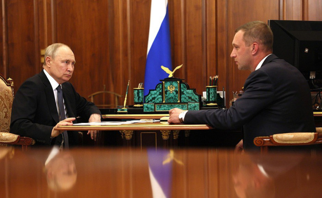 Президент РФ Владимир Путин встретился с Губернатором Романом Бусаргиным.