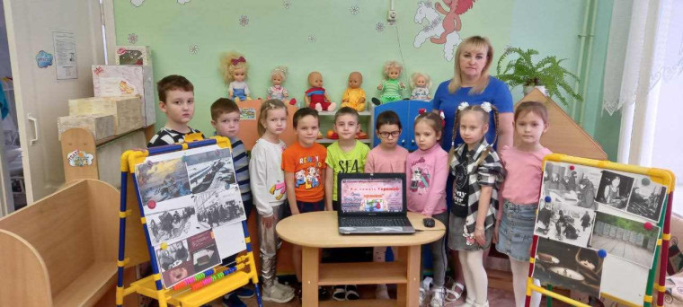 В детском саду отметили День снятия блокады Ленинграда.