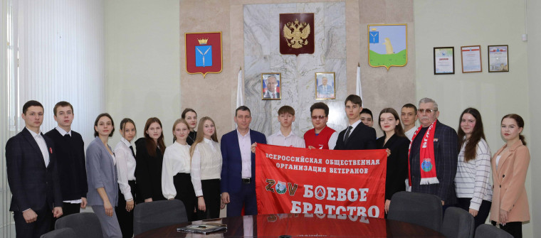 Антон Лещенко встретился с активистами «Движения Первых».