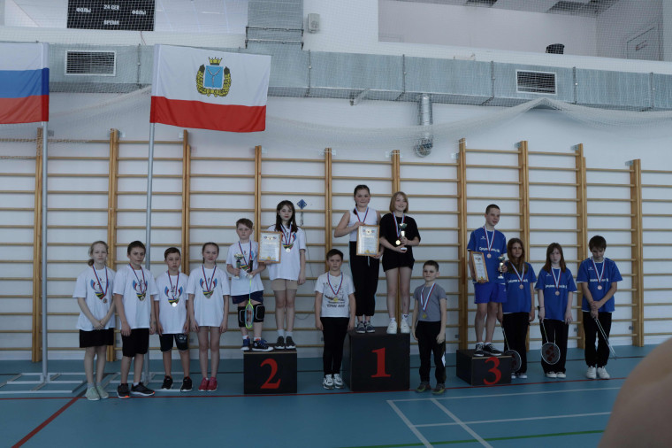 Шиханцы завоевали серебро в соревнованиях по бадминтону.