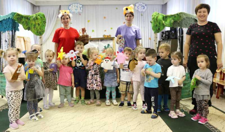 Театр кукол «Балаганчик»  посетил шиханский детский сад.