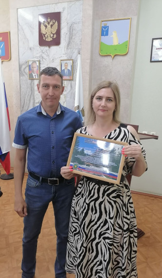 Глава города Антон Лещенко поблагодарил шиханцев за милосердие и активную социально-значимую деятельность.